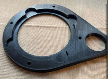 5,25'' + Diskantti asennusrenkaat (Saatavilla verkkokaupassa)